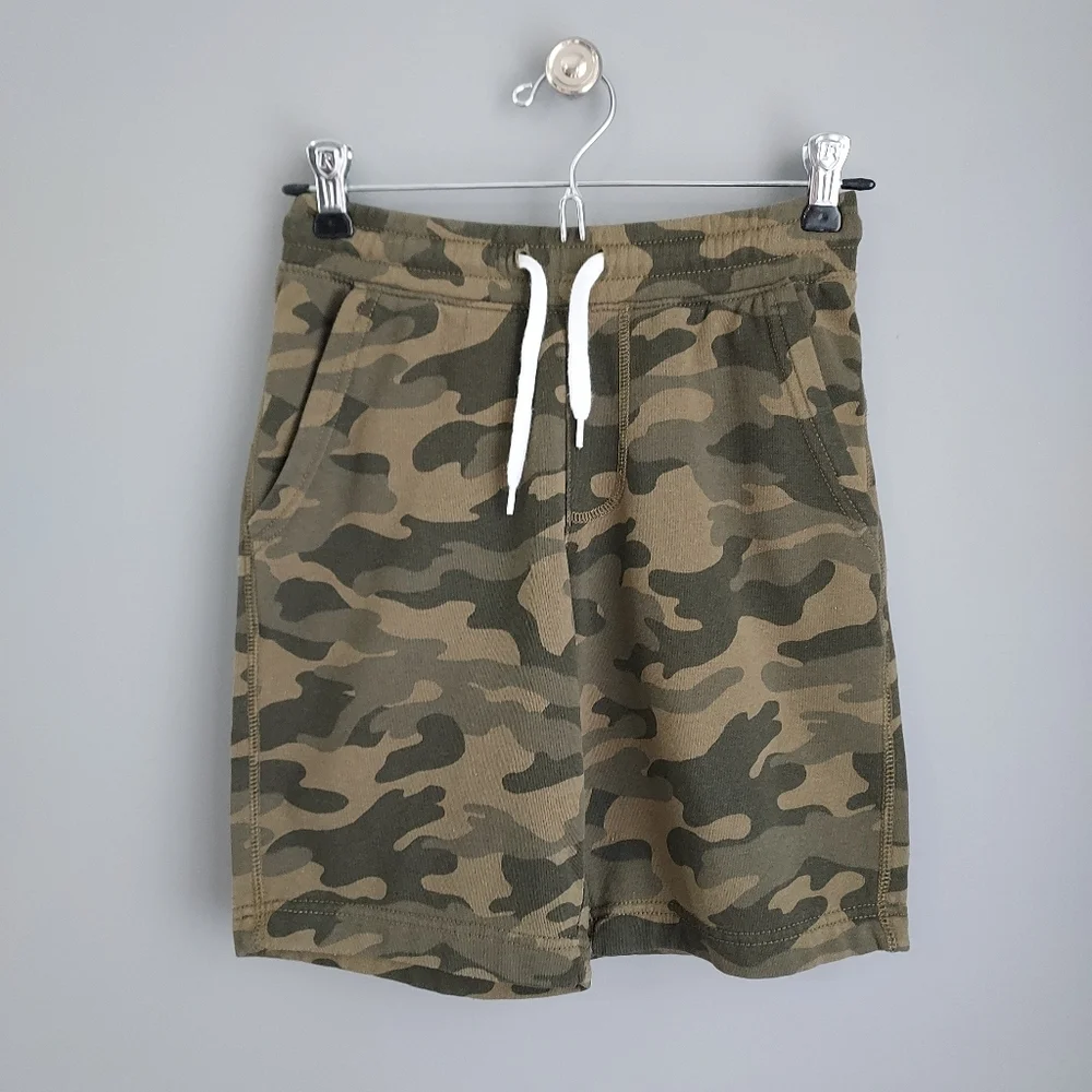 2 pair; Old Navy Camo (1) and Gray (1) Jogger Shorts for Boys, size 10-12 - Picture 8 of 13